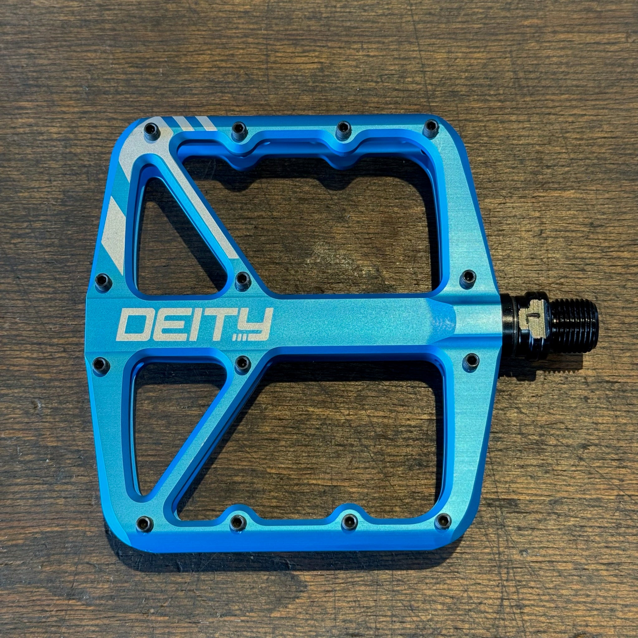 DEITY SUPERVILLAIN PEDAL | 秩父のカスタムバイクショップ AST FOREST
